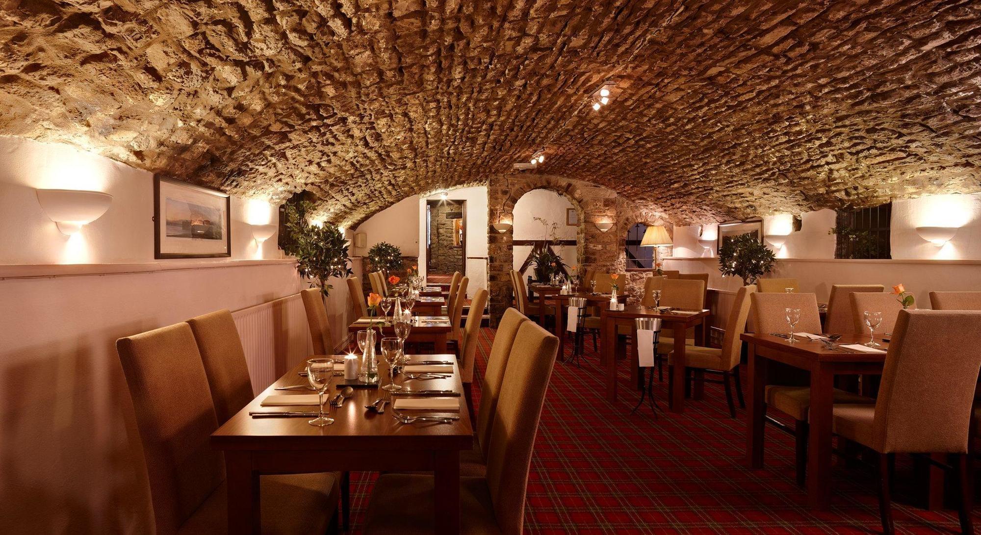 The Bear, Cowbridge Hotel Exterior foto